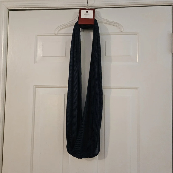 Dress Barn It's A Wrap Loop Infinity Scarf.  Navy Blue - Picture 3 of 4